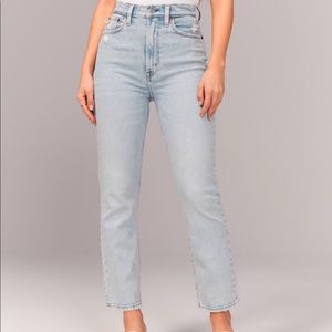 Abercrombie & Fitch The Ankle Straight Ultra High Rise Jean Curve Love